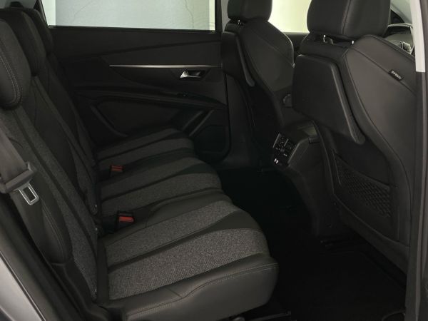 peugeot-5008-2019-diesel-1499cc