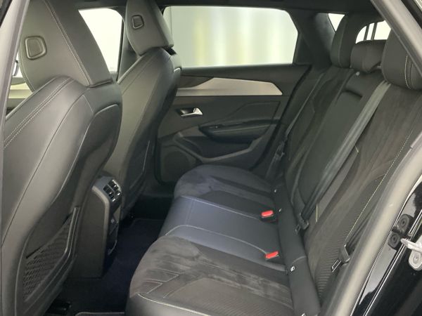 peugeot-308-sw-2023-gasolina-1199cc