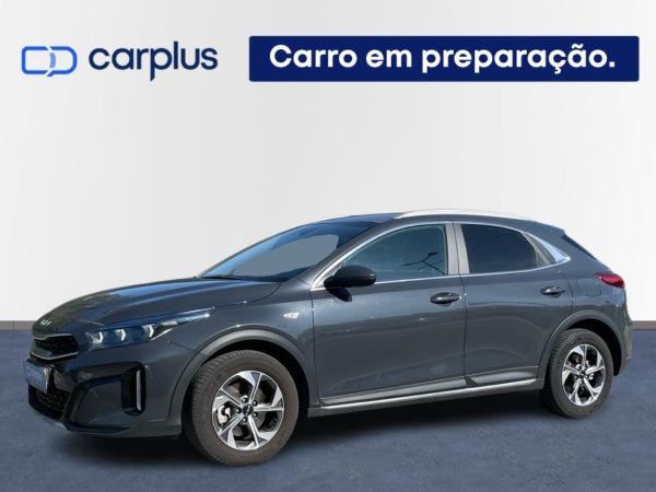 kia-xceed-2024-gasolina-998cc