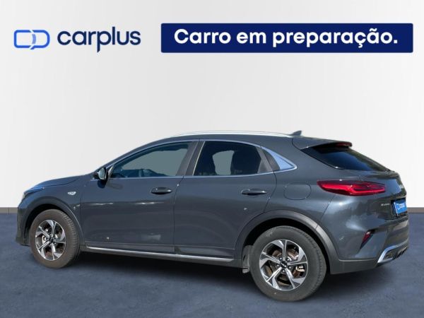 kia-xceed-2024-gasolina-998cc