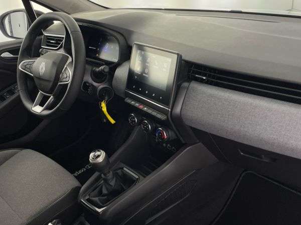 renault-clio-2024-gpl-999cc
