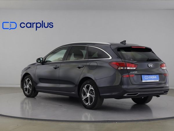 hyundai-i30-2023-gasolina-998cc