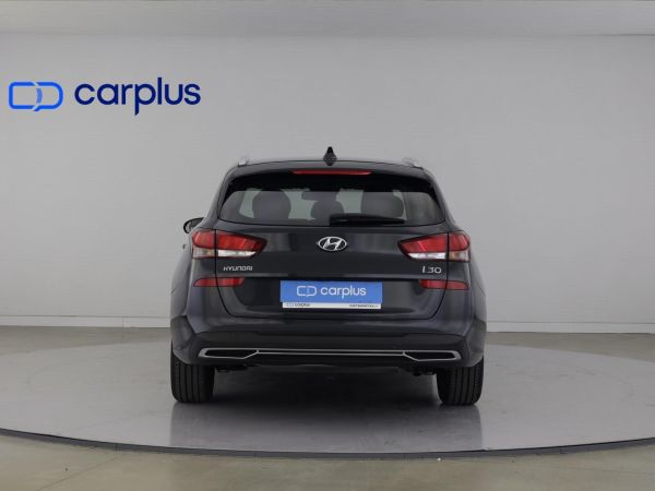 hyundai-i30-2023-gasolina-998cc