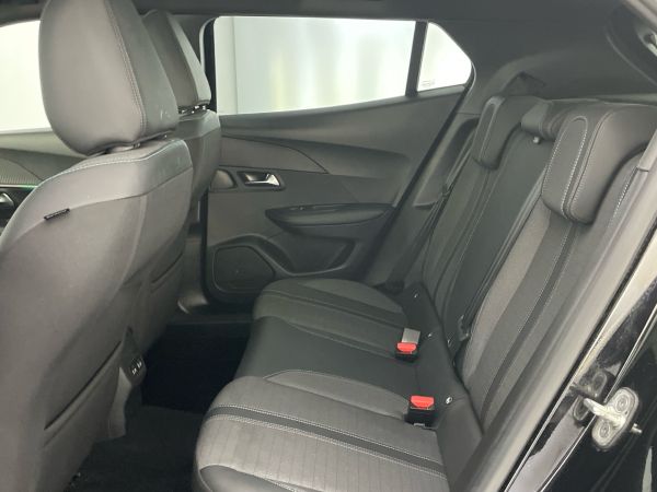peugeot-2008-2023-gasolina-1199cc