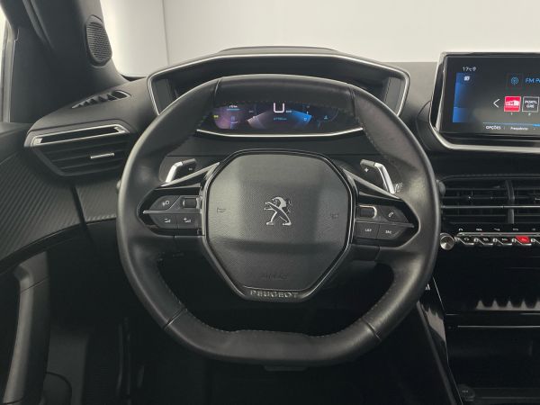 peugeot-2008-2023-gasolina-1199cc