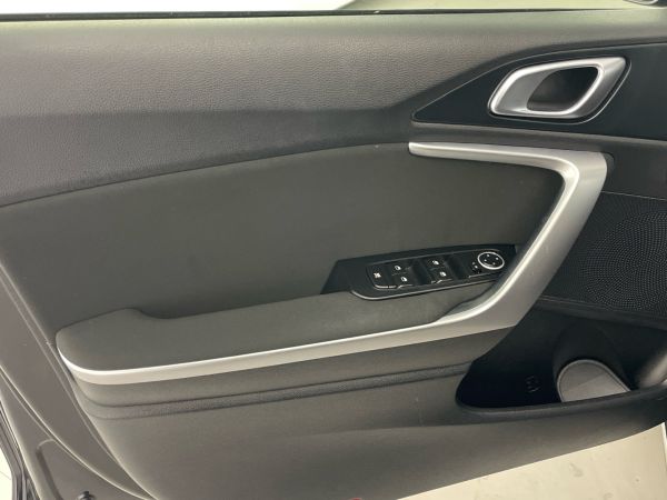 kia-xceed-2022-gasolina-998cc