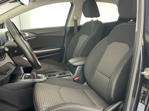 kia-xceed-2022-gasolina-998cc