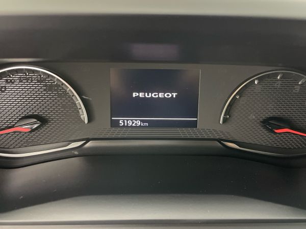 peugeot-2008-2022-gasolina-1199cc