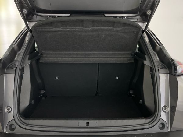 peugeot-2008-2022-gasolina-1199cc