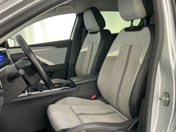 opel-astra-2023-gasolina-1199cc