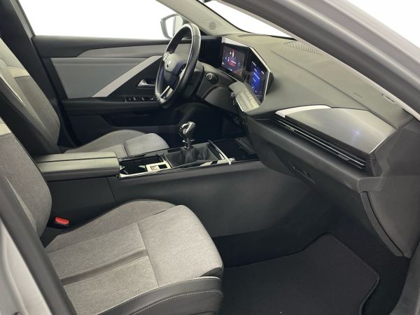 opel-astra-2023-gasolina-1199cc