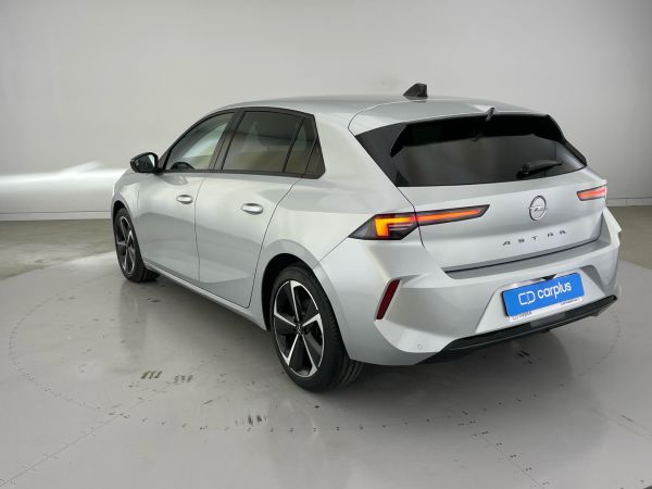 opel-astra-2023-gasolina-1199cc