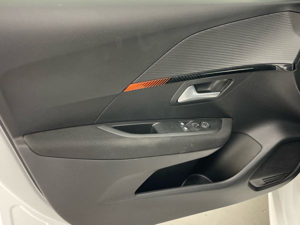 peugeot-208-2020-gasolina-1199cc