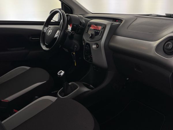 toyota-aygo-2017-gasolina-998cc
