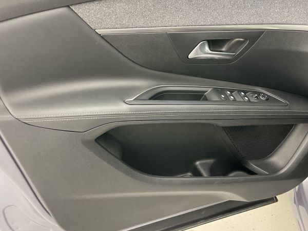 peugeot-3008-2019-diesel-1499cc