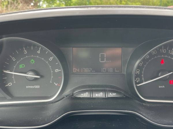peugeot-208-2019-gasolina-1199cc