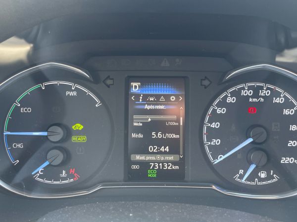 toyota-yaris-2020-hibrido-1497cc
