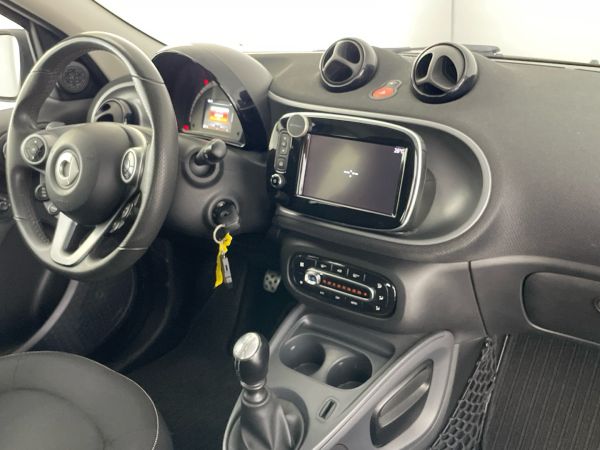 smart-forfour-2017-gasolina-898cc