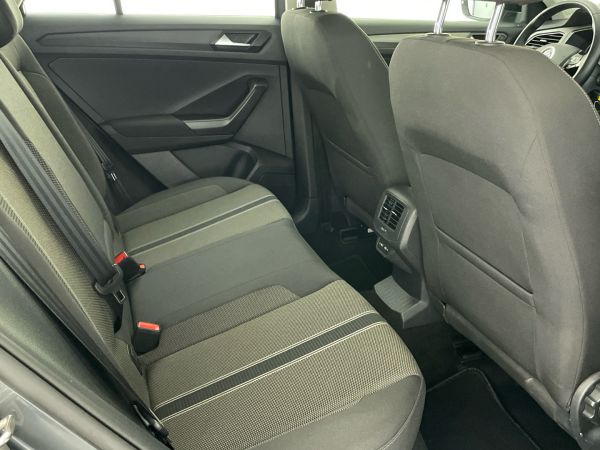 volkswagen-t-roc-2021-gasolina-999cc
