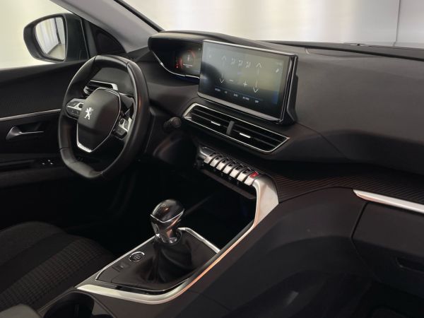 peugeot-3008-2022-diesel-1499cc