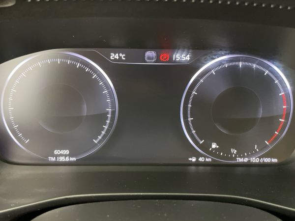 volvo-xc40-2021-gasolina-1477cc