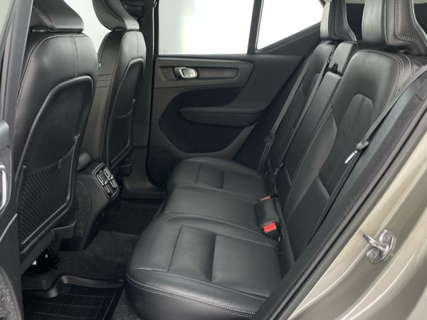 volvo-xc40-2021-gasolina-1477cc