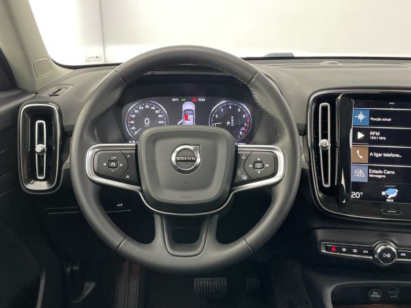 volvo-xc40-2021-gasolina-1477cc