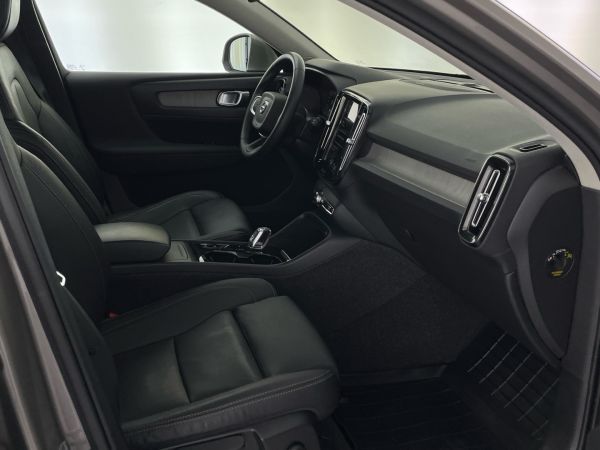 volvo-xc40-2021-gasolina-1477cc