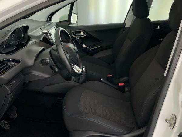 peugeot-208-2018-gasolina-1199cc