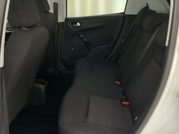 peugeot-208-2018-gasolina-1199cc