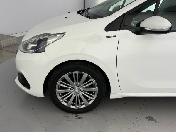 peugeot-208-2018-gasolina-1199cc