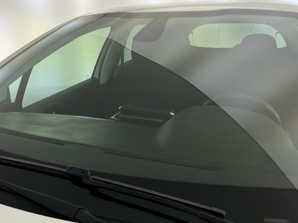 peugeot-208-2018-gasolina-1199cc