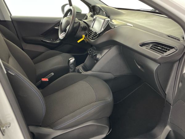 peugeot-208-2018-gasolina-1199cc