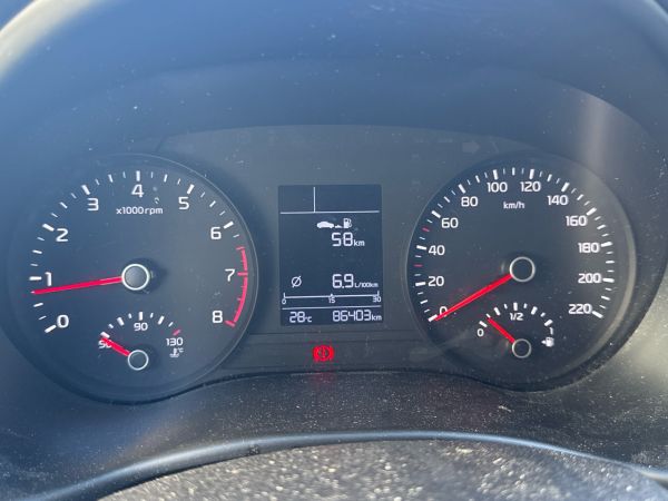 kia-rio-2021-gasolina-1248cc