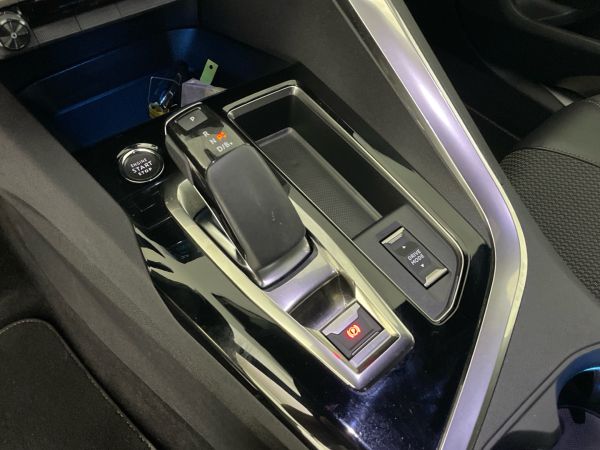 peugeot-3008-2022-hibrido-1598cc