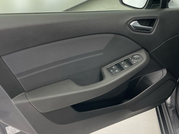 renault-clio-2024-gasolina-999cc