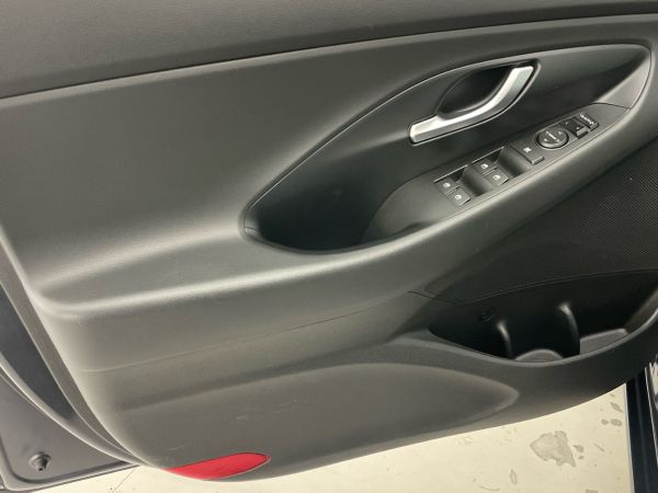 hyundai-i30-2022-gasolina-998cc
