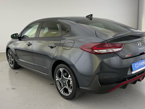 hyundai-i30-2022-gasolina-998cc