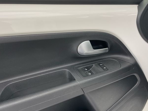 volkswagen-up-2019-gasolina-999cc