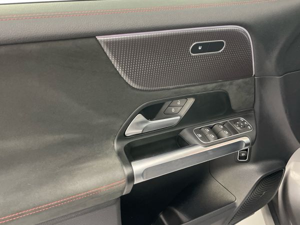 mercedes-benz-eqb-2023-eletrico-0cc