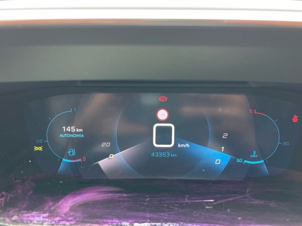 peugeot-208-2022-gasolina-1199cc