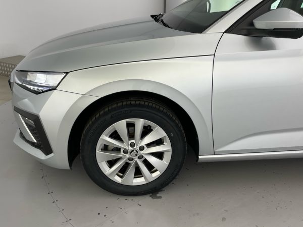 skoda-scala-2024-gasolina-999cc