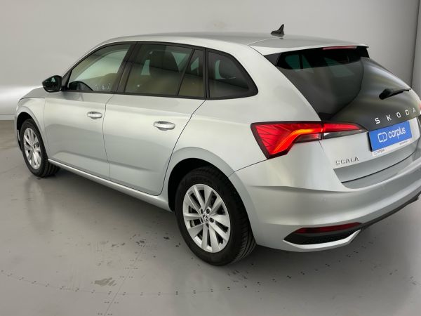 skoda-scala-2024-gasolina-999cc