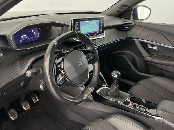 peugeot-2008-2021-gasolina-1199cc