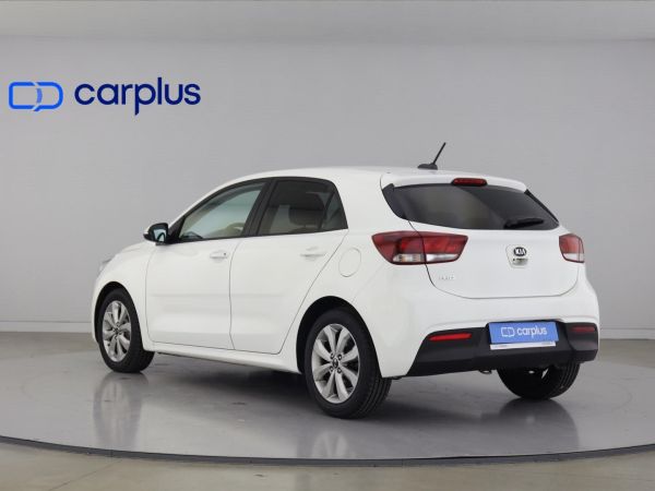 kia-rio-2021-gasolina-998cc