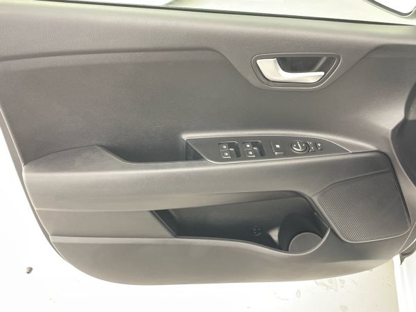 kia-rio-2021-gasolina-998cc