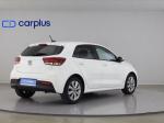 kia-rio-2021-gasolina-998cc