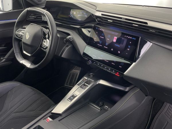 peugeot-308-sw-2022-diesel-1499cc