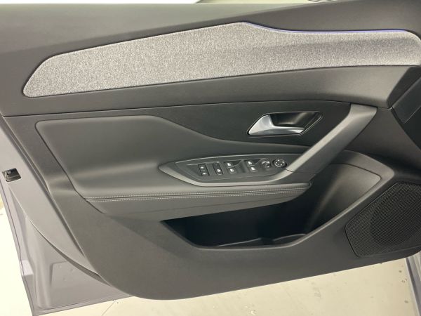 peugeot-308-2022-hibrido-1598cc