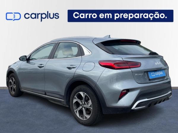 kia-xceed-2023-gasolina-998cc